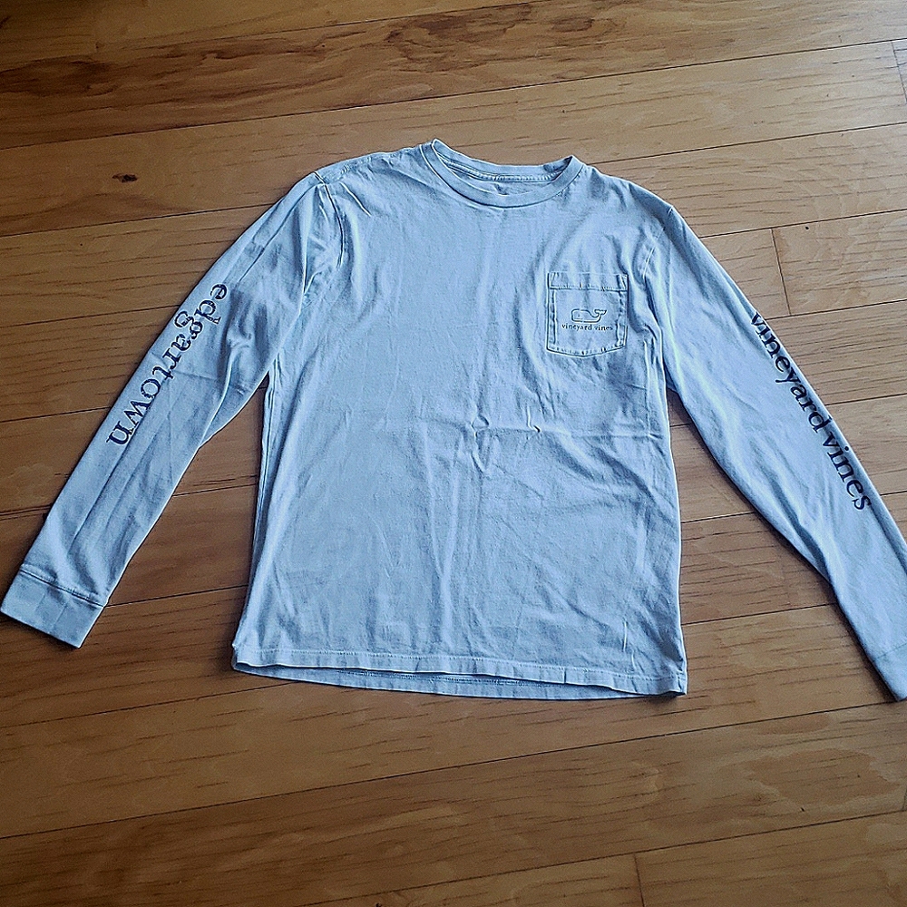 Boys XL Vineyard Vines Light blue long sleeve tee